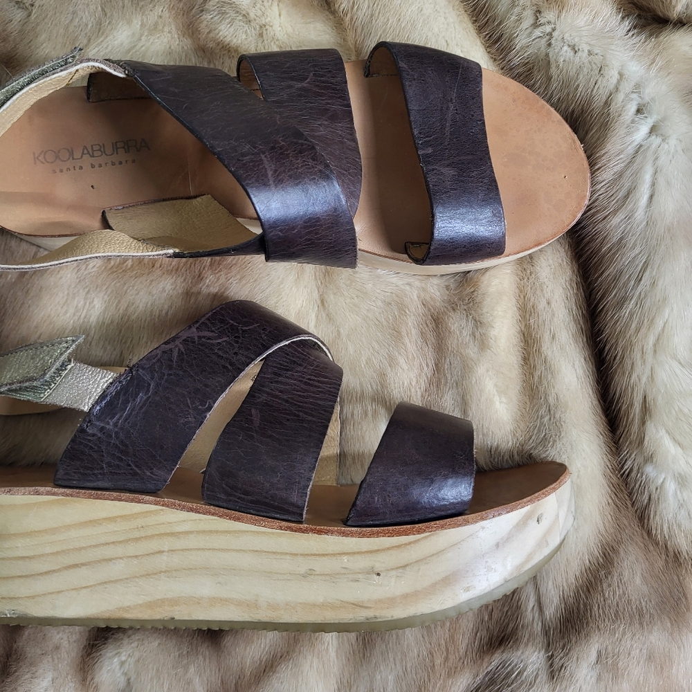 Koolaburra Margaux Saddle Sandals - Picture 6 of 12